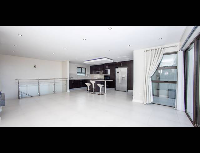 2 BEDROOM TOWNHOUSE FOR SALE IN WINTERSTRAND